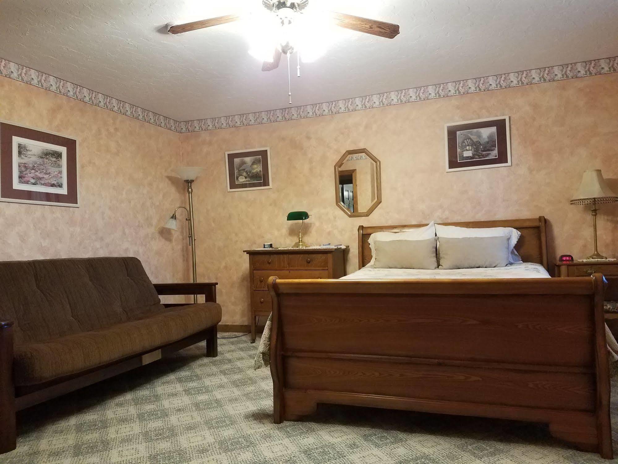 Denali Touch Of Wilderness B&B 힐리 외부 사진