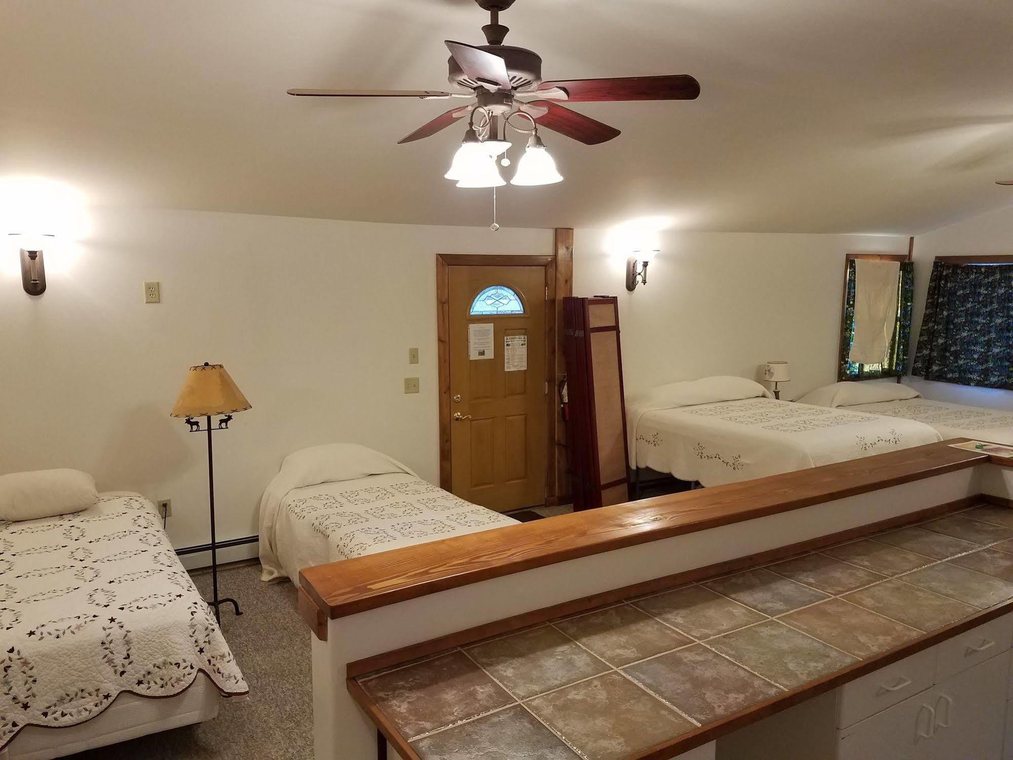 Denali Touch Of Wilderness B&B 힐리 외부 사진