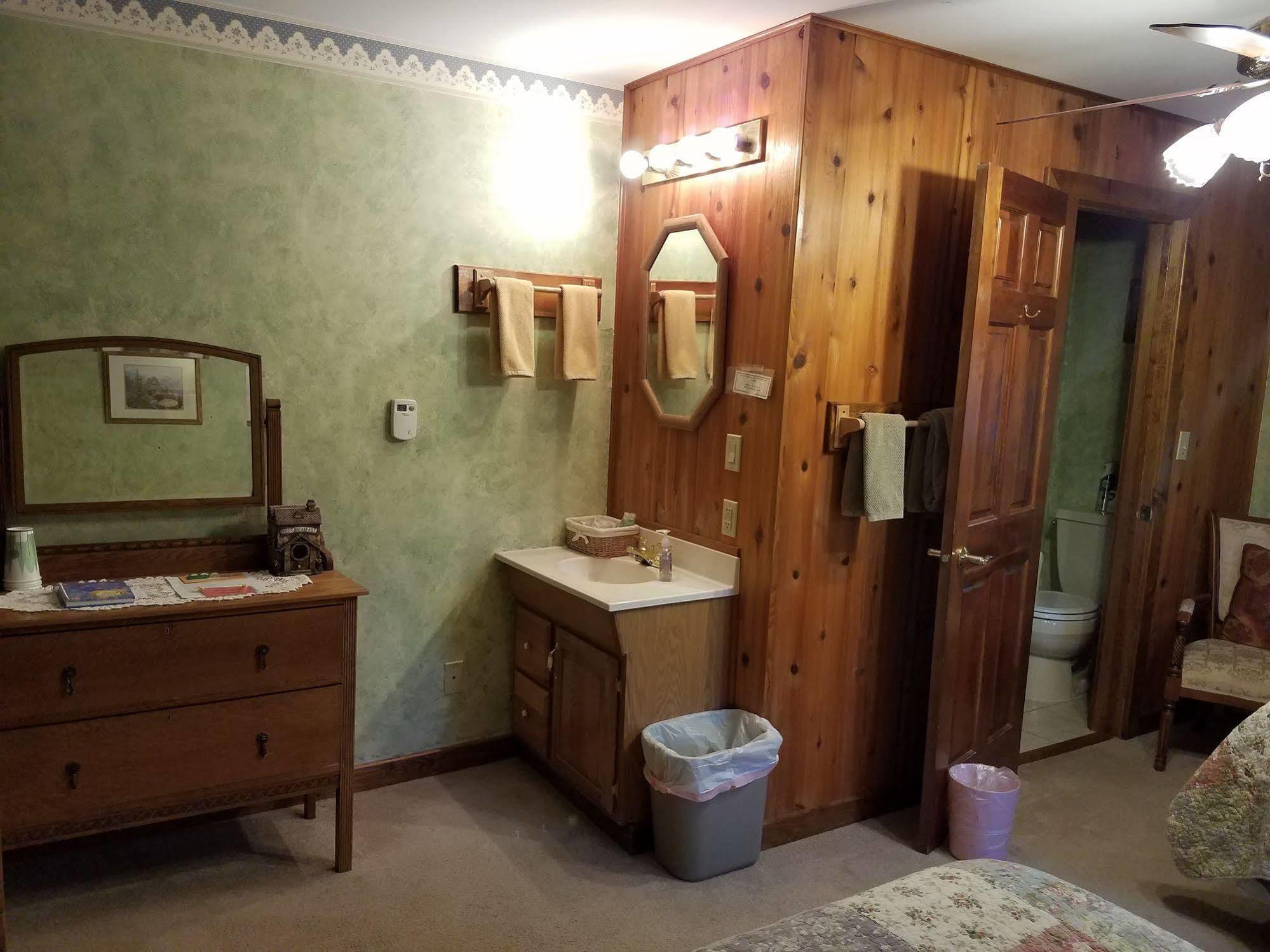 Denali Touch Of Wilderness B&B 힐리 외부 사진