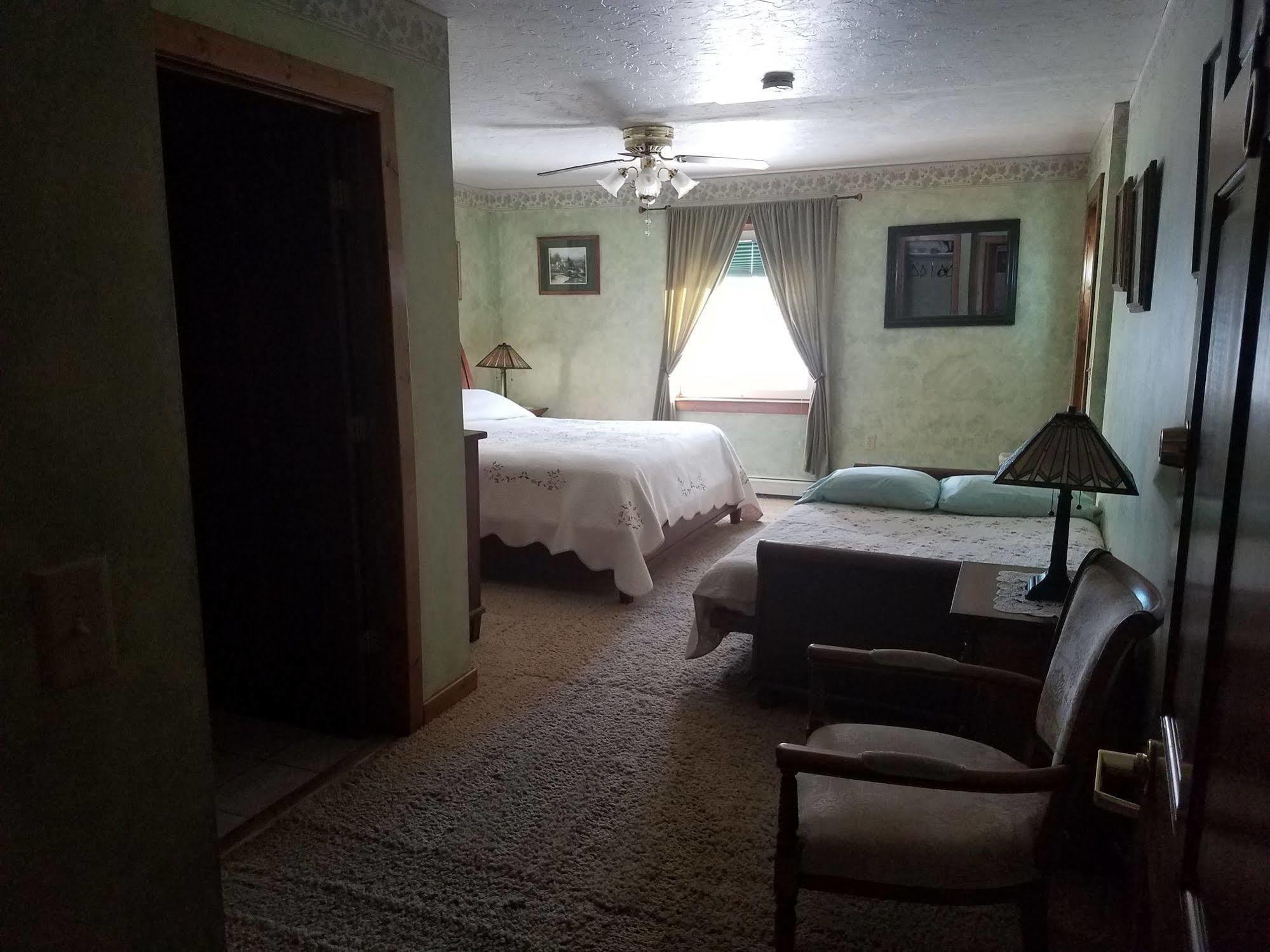 Denali Touch Of Wilderness B&B 힐리 외부 사진